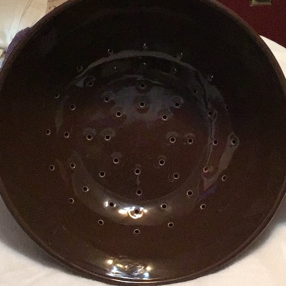 Colander/Strainer - Picture 2 of 4